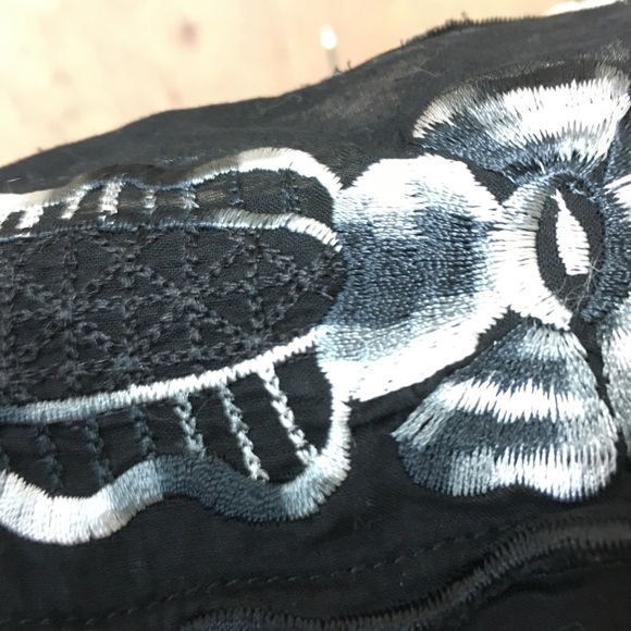 Free People Bed of Roses embroidered blouse - Picture 6 of 13